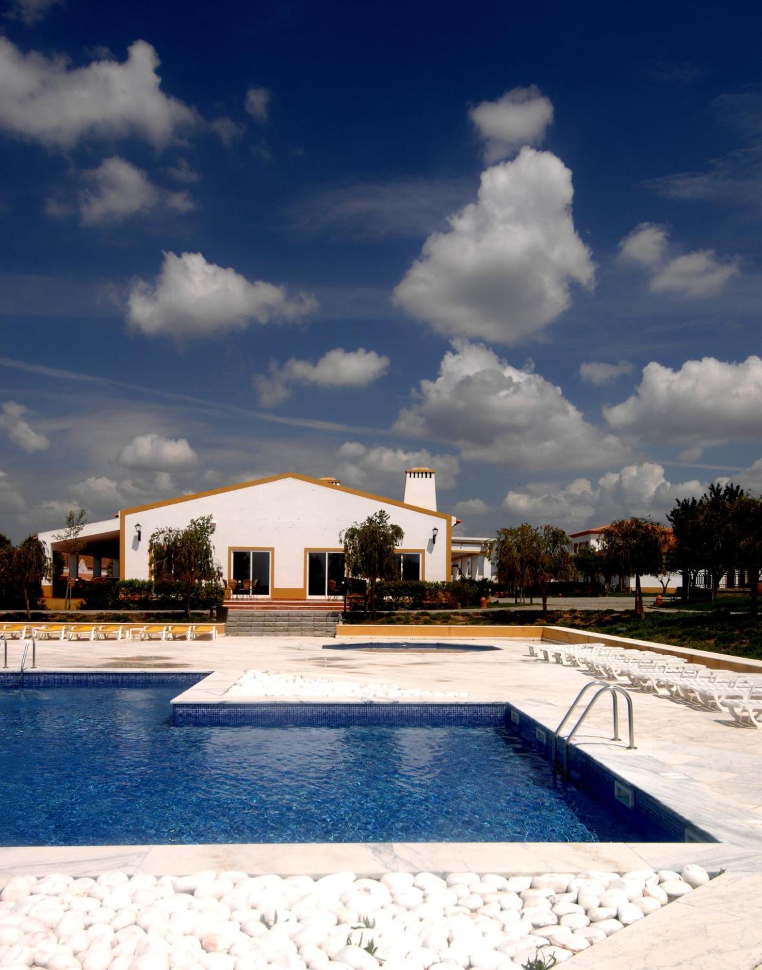 Vila Gale Alentejo Vineyard - Clube De Campo Hotel Albernoa Exterior photo